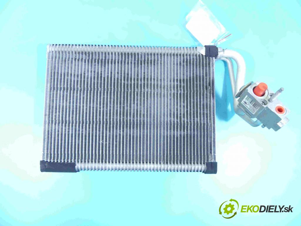 Mercedes GLC coupe X253 2015-2022 2.0 T 211KM automatic 155 kW 1991 cm3 5- radiátor A0998300600 (Radiátory topení)