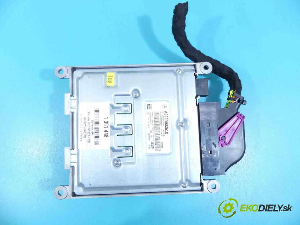 Mercedes GLC coupe X253 2015-2022 2.0 T 211KM automatic 155 kW 1991 cm3 5- Zesilovač: A2229000618 (Zosilňovače)