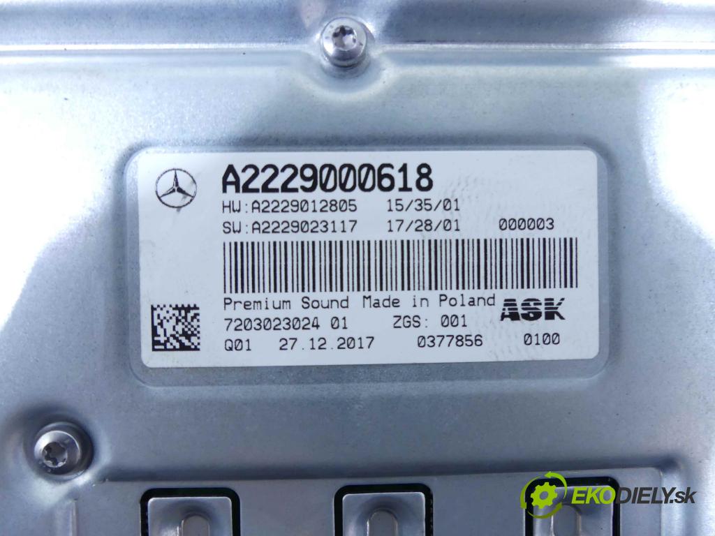 Mercedes GLC coupe X253 2015-2022 2.0 T 211KM automatic 155 kW 1991 cm3 5- Zesilovač: A2229000618 (Zosilňovače)
