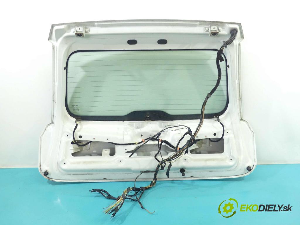 Fiat Punto Grande 1,3.0 jtd 75 hp manual 55 kW 1248 cm3 3- zadní kufrové dveře  (Zadní kapoty)