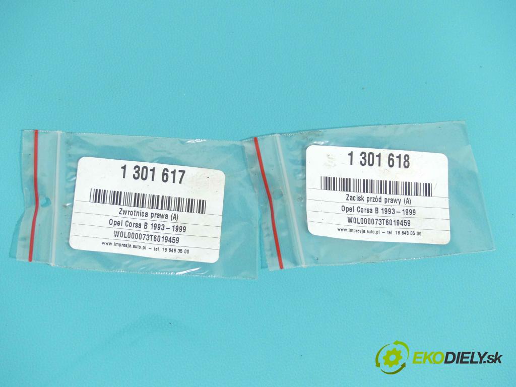 Opel Corsa B 1993-1999 1.2 45KM manual 33 kW 1195 cm3 3- náboj pravé  (Náboje)