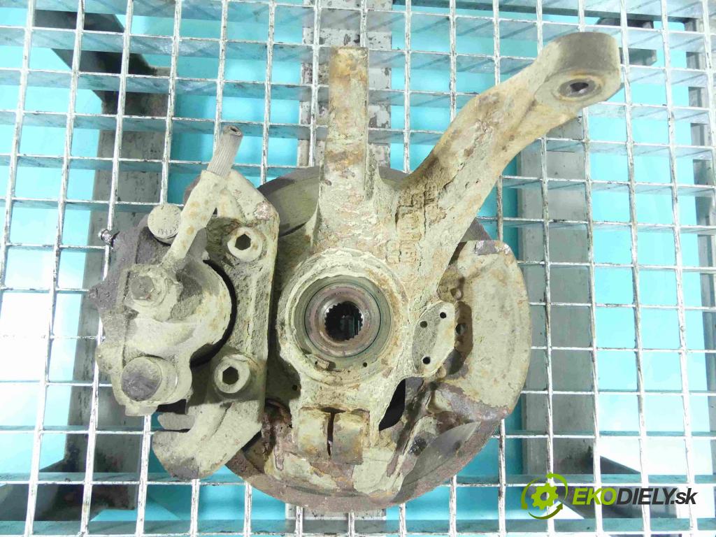 Opel Corsa B 1993-1999 1.2 45KM manual 33 kW 1195 cm3 3- náboj pravé  (Náboje)