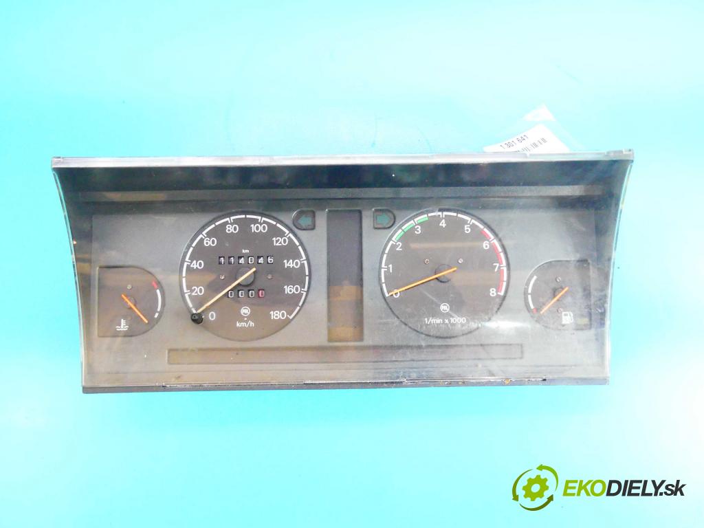Skoda Favorit 1.3 plyn: 58 HP manual 43 kW 1289 cm3 5- prístrojovka/ budíky 443439085010 (Prístrojové dosky, displeje)