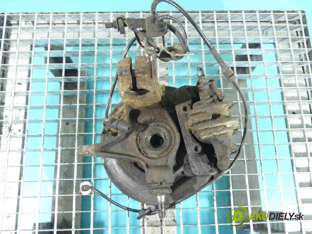 Peugeot 406 1.8 16v 110 HP manual 81 kW 1761 cm3 5- náboj ľavé  (Náboje)