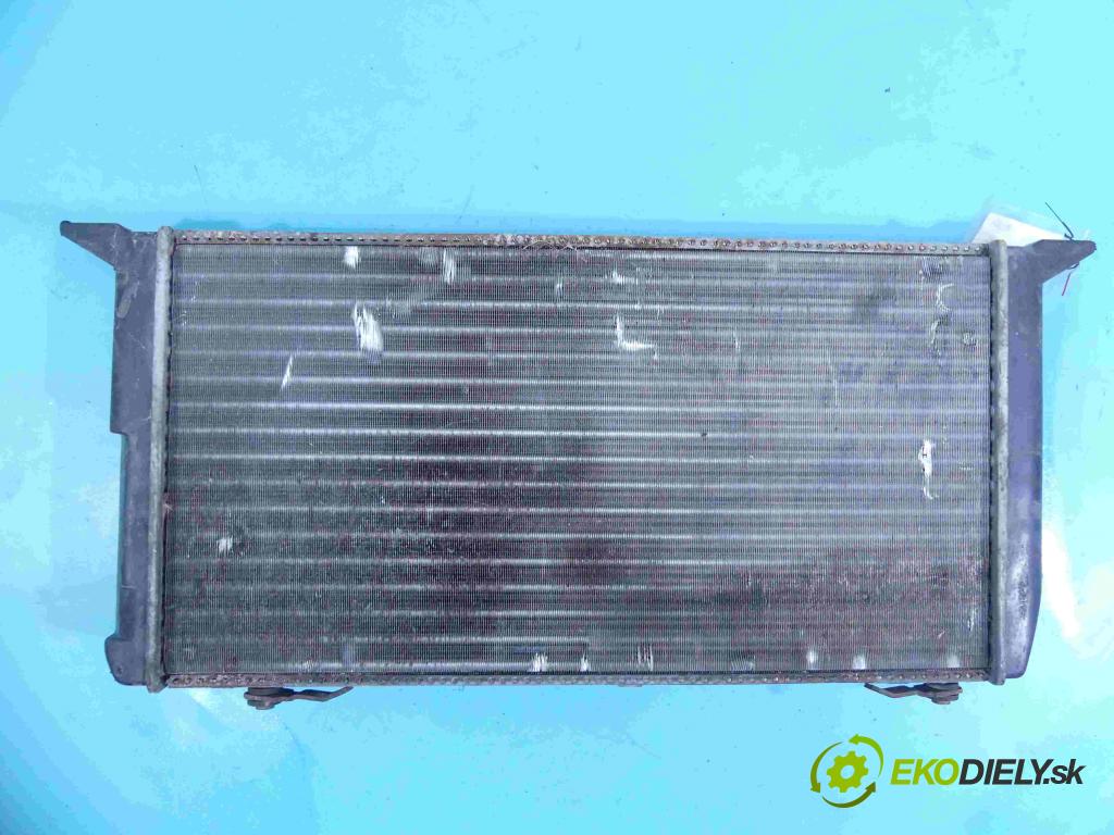 Audi 80 B3 1986-1991 2.0 injekcia: mechanický 114 HP manual 84 kW 1984 cm3 4- chladič  (Chladiče)