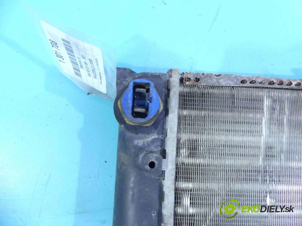 Audi 80 B3 1986-1991 2.0 injekcia: mechanický 114 HP manual 84 kW 1984 cm3 4- chladič  (Chladiče)