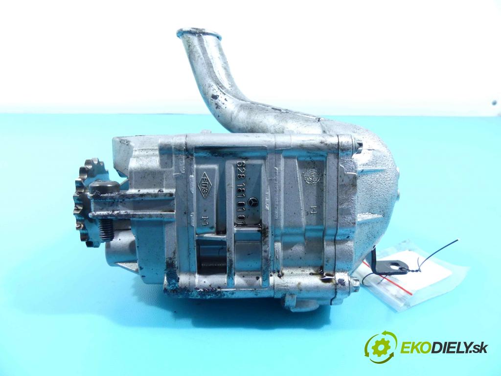 Mercedes ML W163 1997-2005 4.0 CDI V8 250 hp automatic 184 kW 3996 cm3 5- čerpadlo olej: 6281810101 (Olejové pumpy)