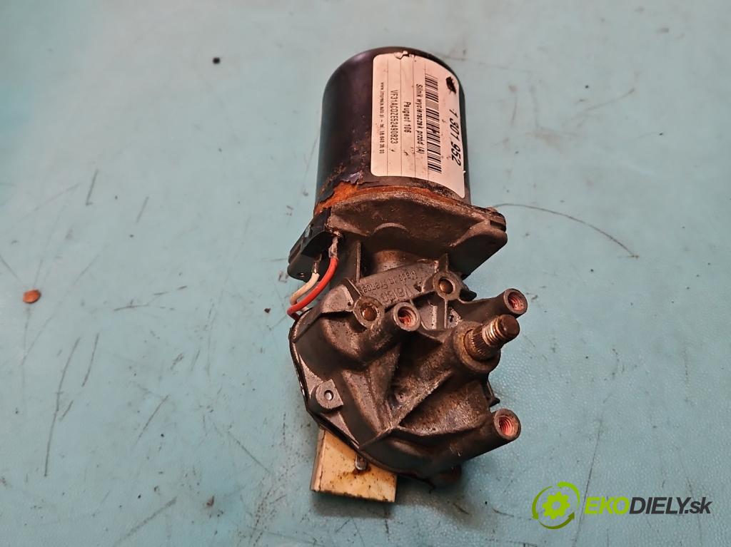 Peugeot 106 1.0 50KM manual 37 kW 954 cm3 5- motor stěračů přední 53544102