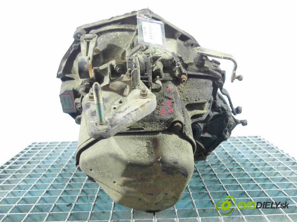 Peugeot 106 1.0 50KM manual 37 kW 954 cm3 5- prevodovka stupeň,rýchlosť manual 20CE68