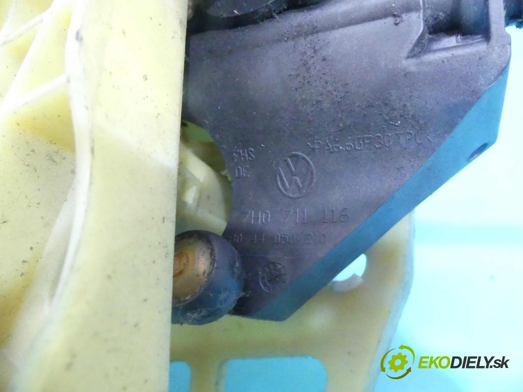 Vw Transporter T5 2003-2015 1.9 tdi 102 HP manual 75 kW 1896 cm3 5- Páka: Změny: stupeň,rýchlosť 7H0711116 (Rýchlostné páky / kulisy)