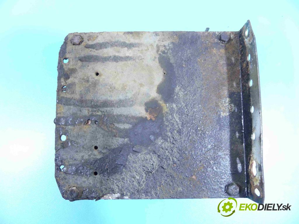 Toyota Corolla E12 2001-2009 1.4 vvti 97KM manual 71 kW 1398 cm3 5- modul riadiaca jednotka 2023470 (Ostatné)