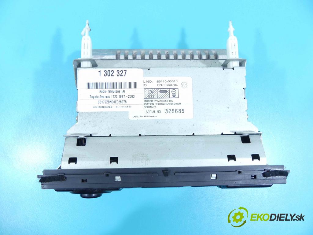 Toyota Avensis I T22 1997-2003 1.6 vvti 110 HP manual 81 kW 1598 cm3 5- Radio originál 86110-05010