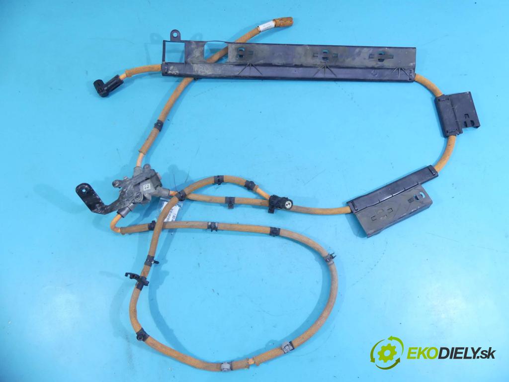 Mercedes GLC coupe X253 2015-2022 2.0 T 211KM automatic 155 kW 1991 cm3 5- Zväzok: ostatné A2535403413