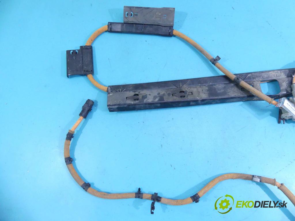 Mercedes GLC coupe X253 2015-2022 2.0 T 211KM automatic 155 kW 1991 cm3 5- Zväzok: ostatné A2535403413