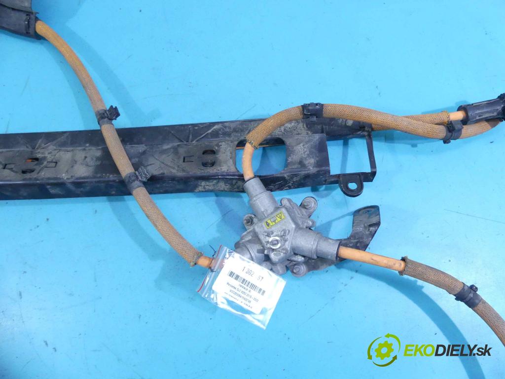 Mercedes GLC coupe X253 2015-2022 2.0 T 211KM automatic 155 kW 1991 cm3 5- Zväzok: ostatné A2535403413