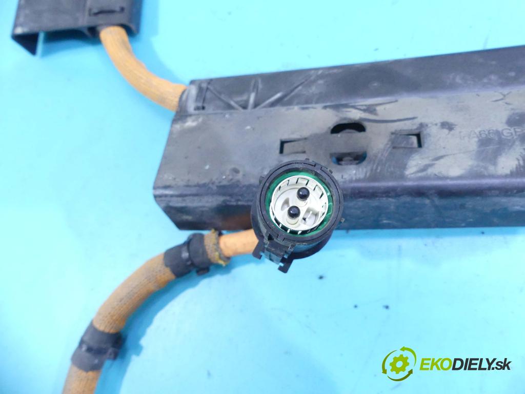 Mercedes GLC coupe X253 2015-2022 2.0 T 211KM automatic 155 kW 1991 cm3 5- Zväzok: ostatné A2535403413