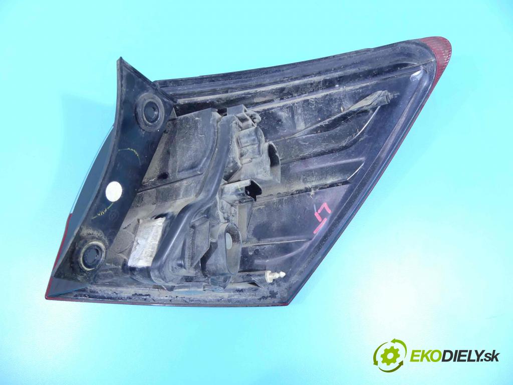 Nissan Qashqai J10 2006-2013 2.0 dci 150 hp automatic 110 kW 1995 cm3 5- světlo zadní levé 89503184L