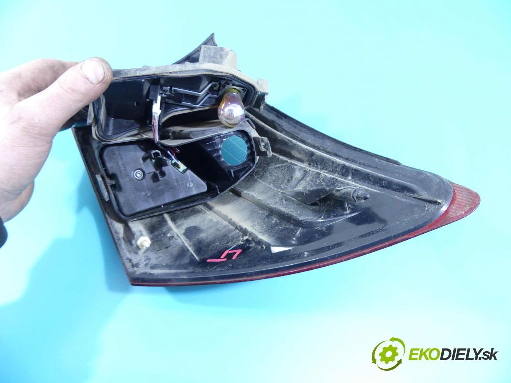 Nissan Qashqai J10 2006-2013 2.0 dci 150 hp automatic 110 kW 1995 cm3 5- světlo zadní levé 89503184L