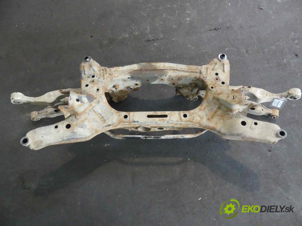 Nissan Qashqai I J10 2006-2013 2.0 dci 150 hp automatic 110 kW 1995 cm3 5- zadní výztuha