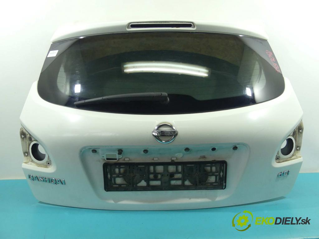 Nissan Qashqai I J10 2006-2013 2.0 dci 150 HP automatic 110 kW 1995 cm3 5- zadna kufor  (Zadné kapoty)