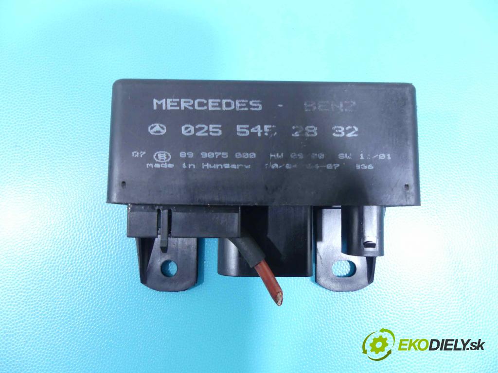 Mercedes A W168 1997-2004 1.7 cdi 95 HP automatic 70 kW 1689 cm3 5- Relé: 0255452832 (Relé)