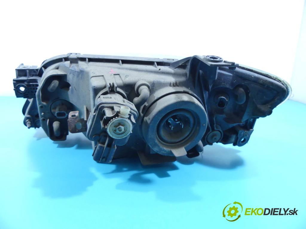 Mazda 323f 2.0 ditd 101 HP manual 74 kW 1998 cm3 5- Reflektor: pravý  (Pravé)