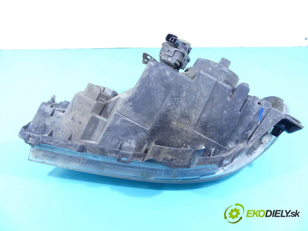 Mazda 323f 2.0 ditd 101 HP manual 74 kW 1998 cm3 5- Reflektor: pravý  (Pravé)