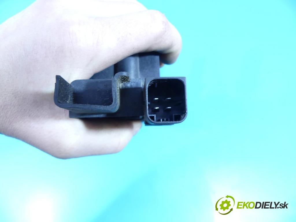 Citroen Xsara Picasso 1,8.0 16v 116 HP manual 85 kW 1749 cm3 5- cievka zapaľovacia  (Zapaľovacie cievky, moduly)