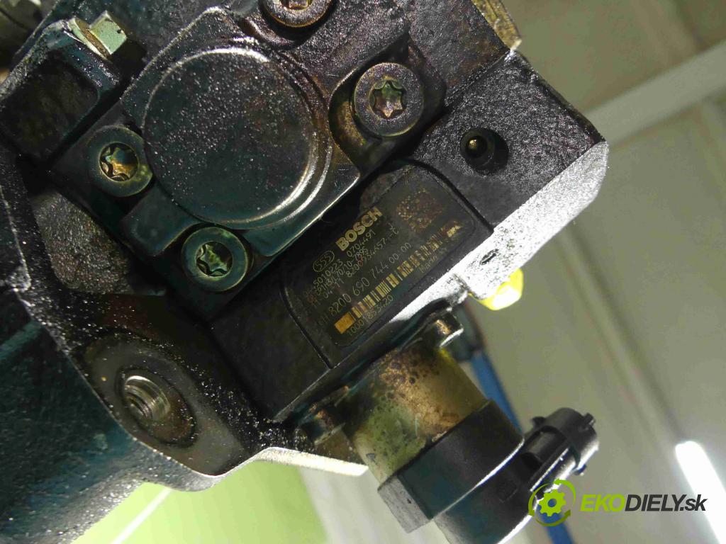 Nissan Qashqai J10 2006-2013 2.0 dci 150 HP automatic 110 kW 1995 cm3 5- čerpadlo vstrekovacia 0445010223 (Vstrekovacie čerpadlá)