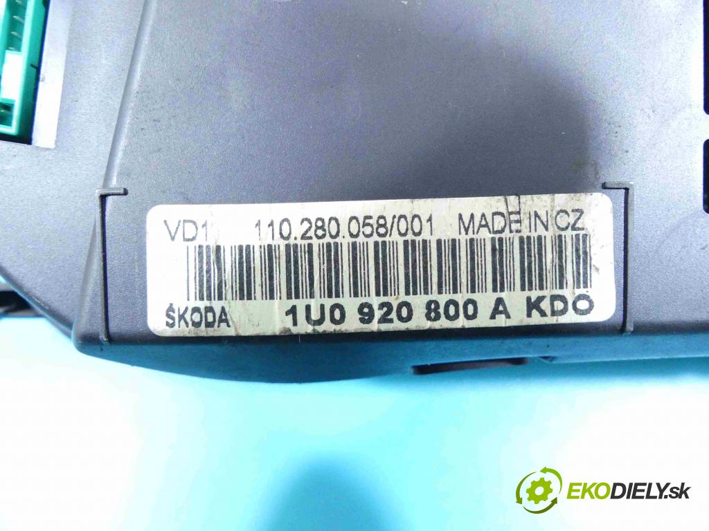 Skoda Octavia I 1996-2010 1.4 16v 75 HP manual 55 kW 1390 cm3 5- prístrojovka/ budíky 1U0920800A (Prístrojové dosky, displeje)