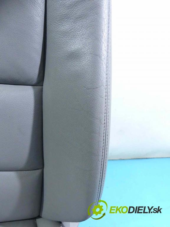 Audi A6 C6 2004-2011 3.0 tdi 224hp automatic 165 kW 2967 cm3 4- Sedačka pravý  (Sedačky, sedadlá)