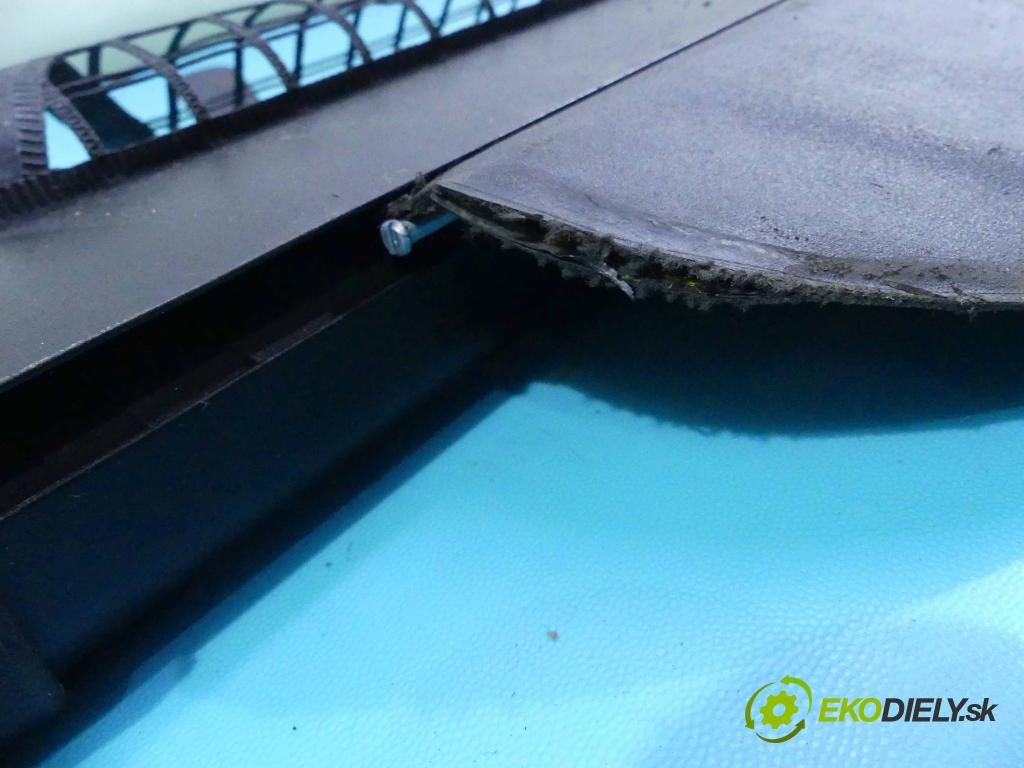 Alfa romeo 156 1.9 jtd 116 HP manual 85 kW 1910 cm3 5- roleta  (Rolety kufra)