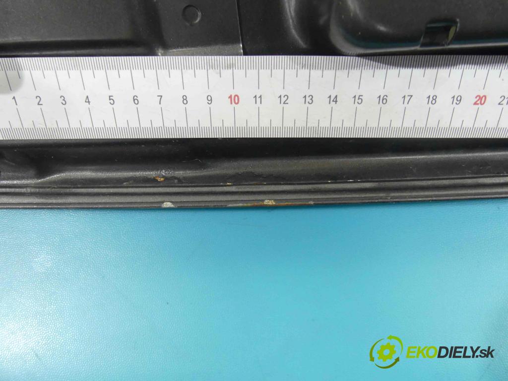 Peugeot 301 1.6 hdi 99 hp manual 73 kW 1560 cm3 4- zadní kufrové dveře  (Zadní kapoty)