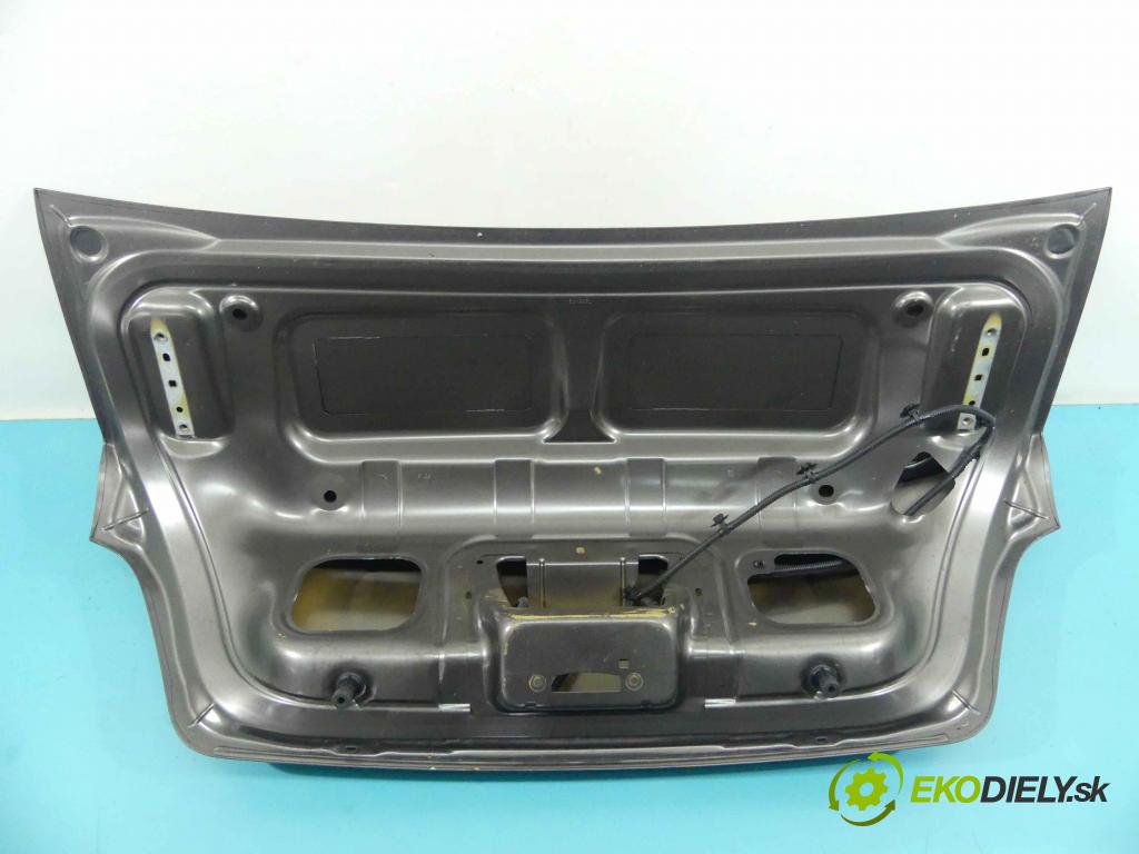 Peugeot 301 1.6 hdi 99 hp manual 73 kW 1560 cm3 4- zadní kufrové dveře  (Zadní kapoty)