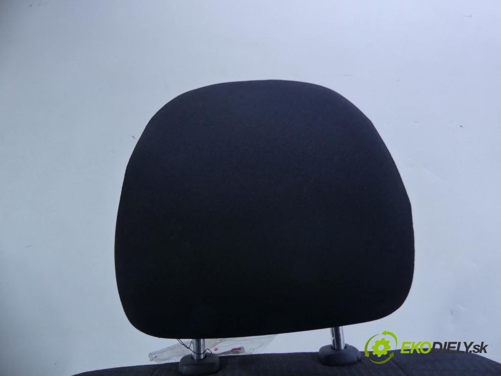 Toyota Avensis III T27 2009-2018 2.0 D4D 126 HP manual 93 kW 1998 cm3 5- Sedačka pravý  (Sedačky, sedadlá)