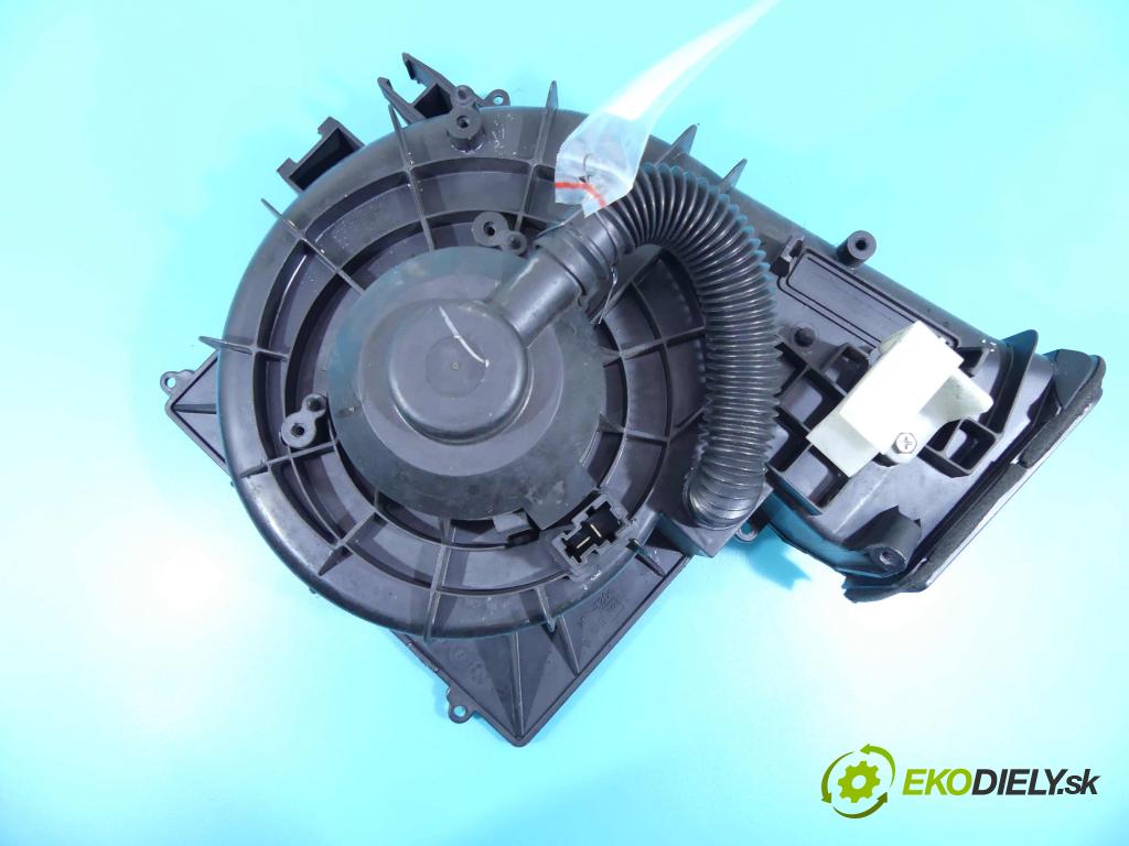 Nissan Primera P12 2001-2007 1.9 dci 120 HP manual 88 kW 1870 cm3 5- ventilátor vzduchu 27200AV617