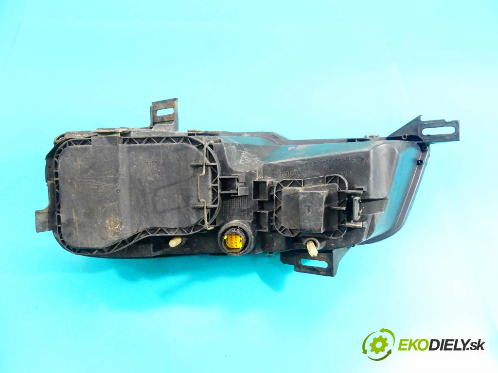 Fiat Stilo 1.2 16v 80 HP manual 59 kW 1242 cm3 5- Reflektor: pravý 40780748 (Pravé)