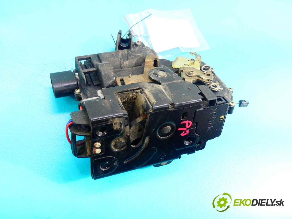 Vw Bora 1.9 tdi 116 hp manual 85 kW 1896 cm3 4- zámek přední pravý 3B1837016C