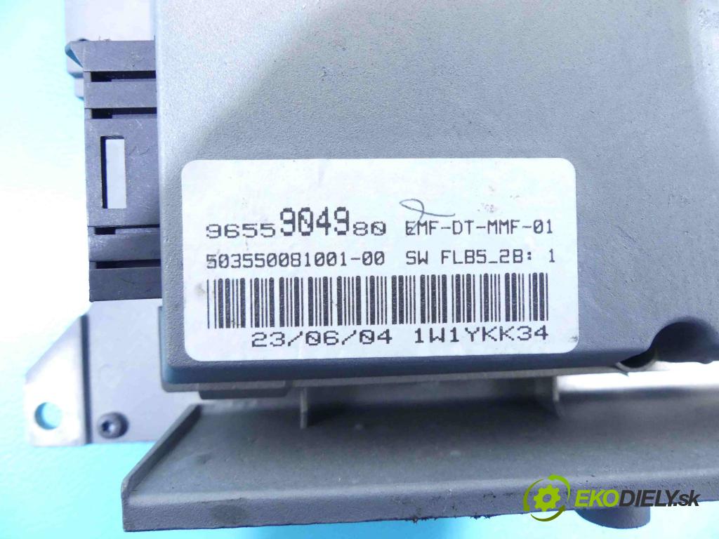 Citroen C5 I 2001-2008 2.0 hdi 141 HP manual 104 kW 1997 cm3 5- Zobrazit: 9655904980 (Prístrojové dosky, displeje)
