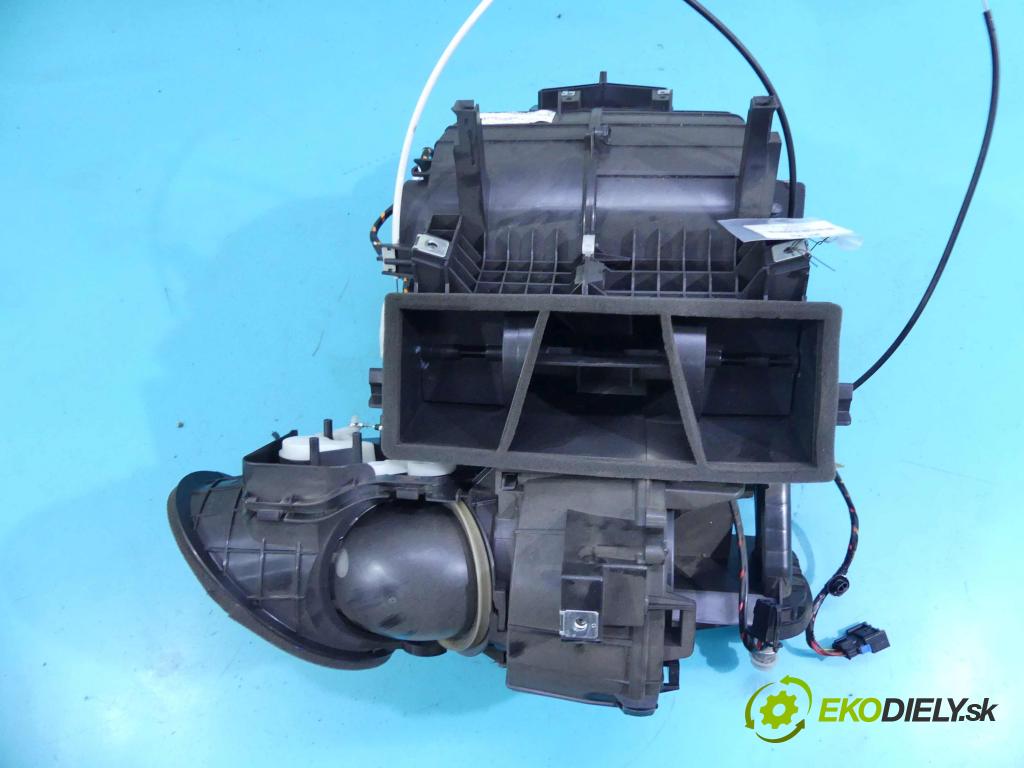 Peugeot 301 1.6 hdi 99 HP manual 73 kW 1560 cm3 4- radiator 98049962ZD (Radiátory kúrenia)