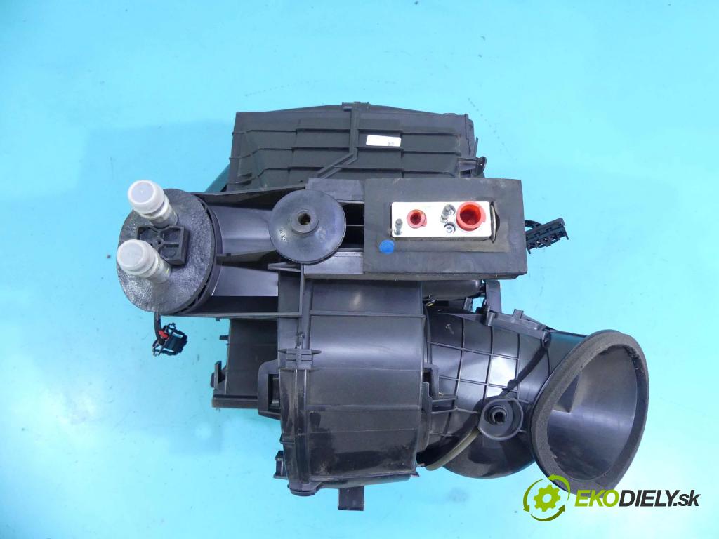 Peugeot 301 1.6 hdi 99 HP manual 73 kW 1560 cm3 4- radiator 98049962ZD (Radiátory kúrenia)