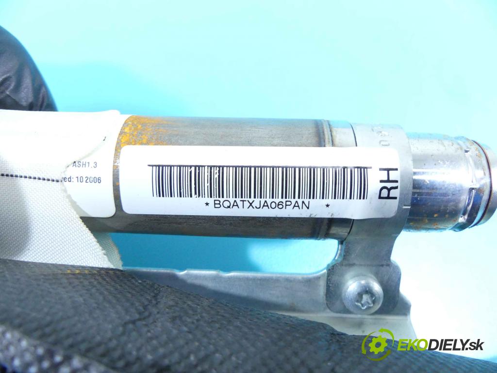 Toyota Yaris II 2005-2011 1.4 D4D 90 HP manual 66 kW 1364 cm3 5- clona pravé