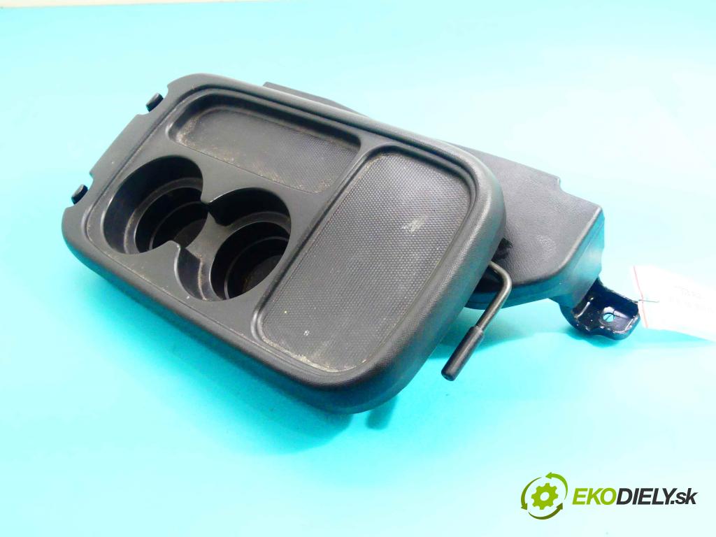 Honda CR-V II 2001-2006 2.0 16v 150 HP manual 110 kW 1998 cm3 5- Rukojeť: na nápoje:  (Úchyty, držiaky na nápoje)