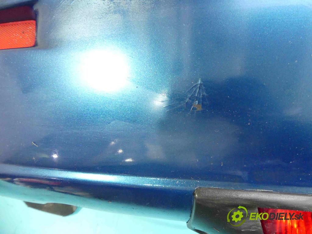 Mazda 5  2005-2010 2.0 16v 145 hp manual 107 kW 1999 cm3 5- nárazník zadní