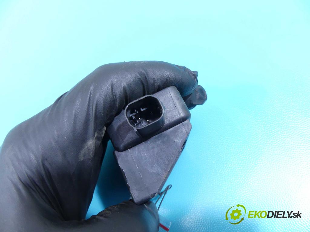 Mercedes C W203 2000-2007 2.0 (111951) 129 hp manual 95 kW 1998 cm3 5- snímač ESP A0025429418Q01