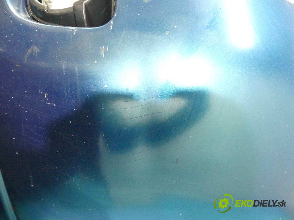 Mazda 5 2005-2010 2.0 16v 145 hp manual 107 kW 1999 cm3 5- nárazník přední