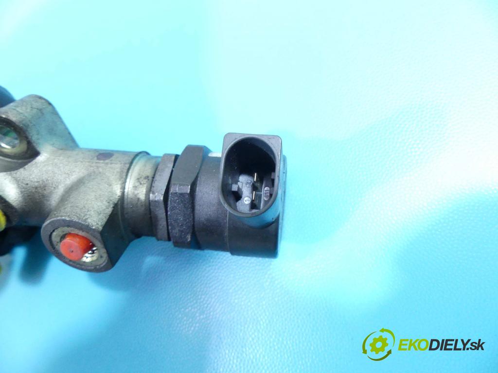 Audi A6 C6 2004-2011 3.0 tdi 224hp automatic 165 kW 2967 cm3 4- lišta vstrekovacia 057130764B (Vstrekovacie lišty)