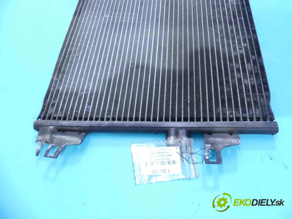 Renault Laguna II 2001-2007 1.9 dci 110 HP manual 81 kW 1870 cm3 5- chladič klimatizácie 8200332852C (Chladiče klimatizácie)
