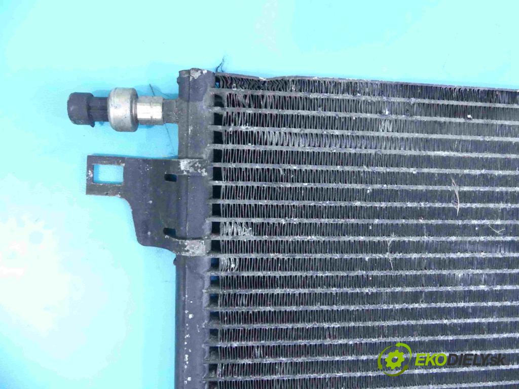 Renault Laguna II 2001-2007 1.9 dci 110 HP manual 81 kW 1870 cm3 5- chladič klimatizácie 8200332852C (Chladiče klimatizácie)