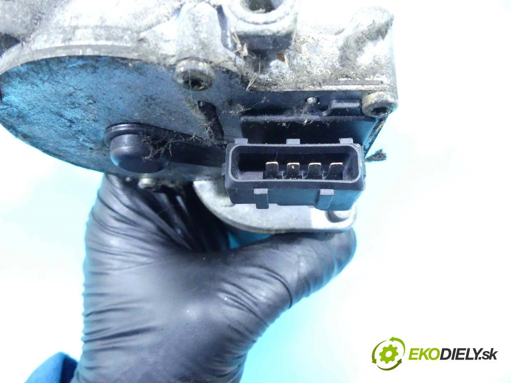 Volvo XC90 I 2002-2014 2.4 D5 163 HP automatic 120 kW 2401 cm3 5- motor stieračov predné 8693848